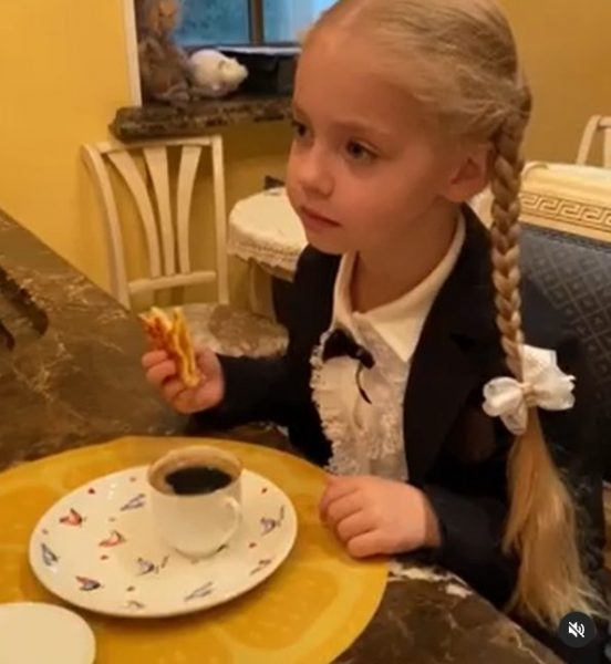 Завтрак детей Пугачевой и Галкина